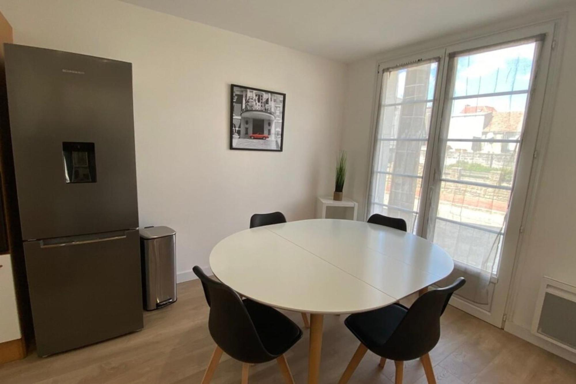 2-Bedroom Apartment For 4 People Near The Beach 梅利蒙 外观 照片
