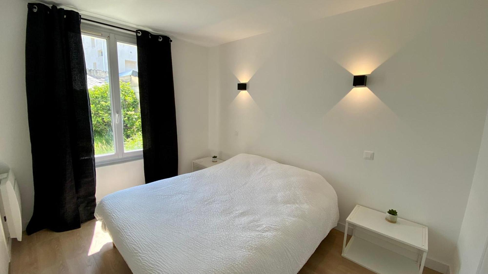 2-Bedroom Apartment For 4 People Near The Beach 梅利蒙 外观 照片