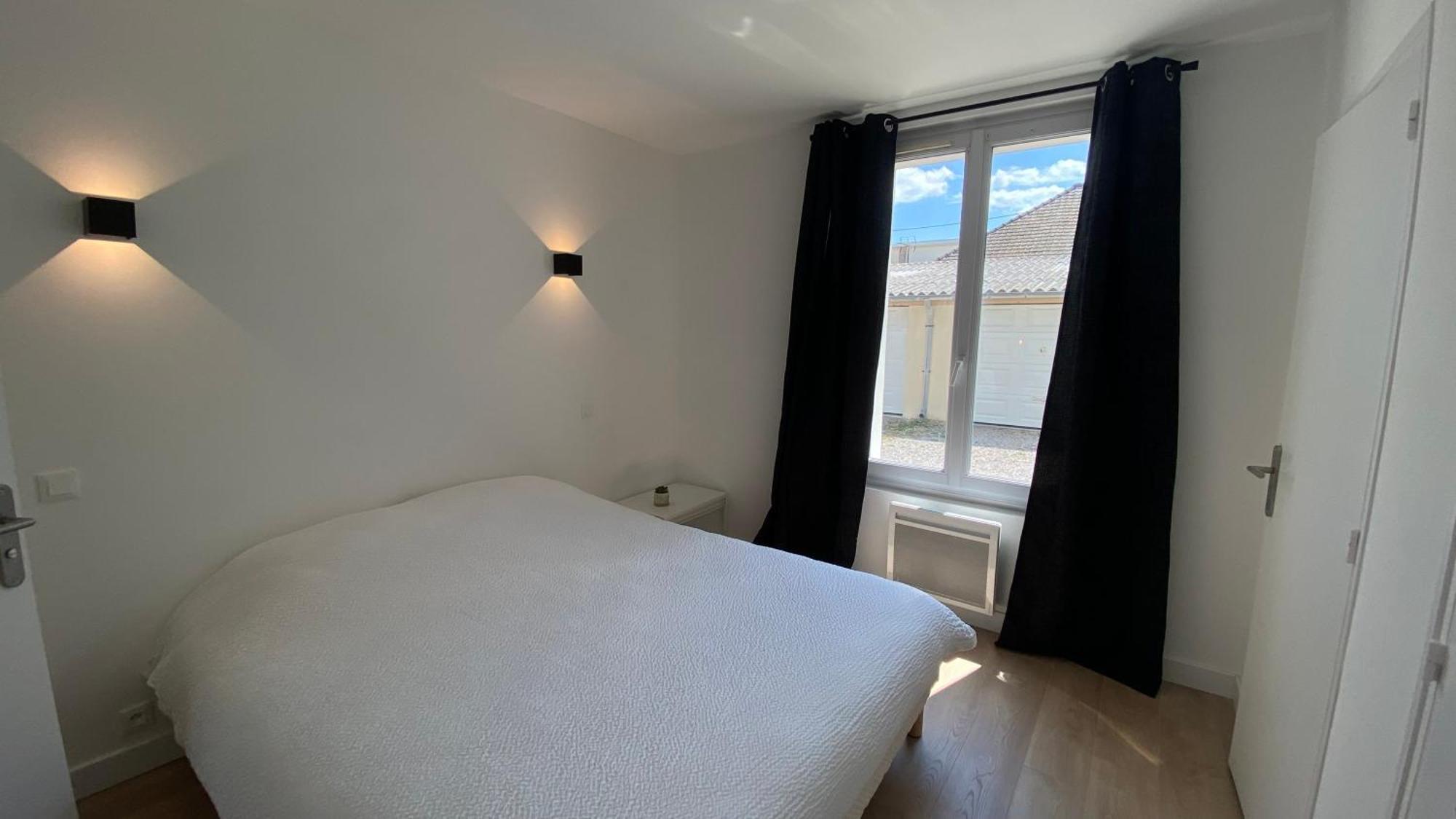 2-Bedroom Apartment For 4 People Near The Beach 梅利蒙 外观 照片